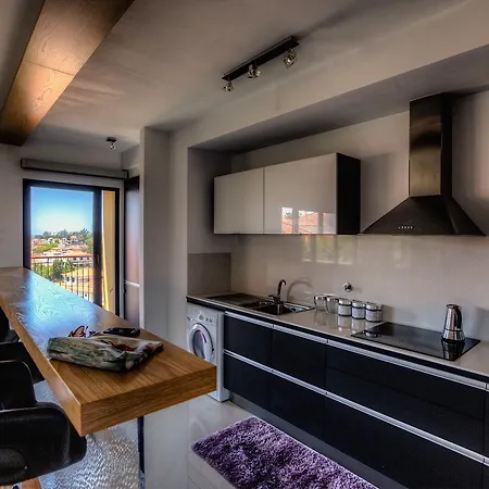 Living Apartment *